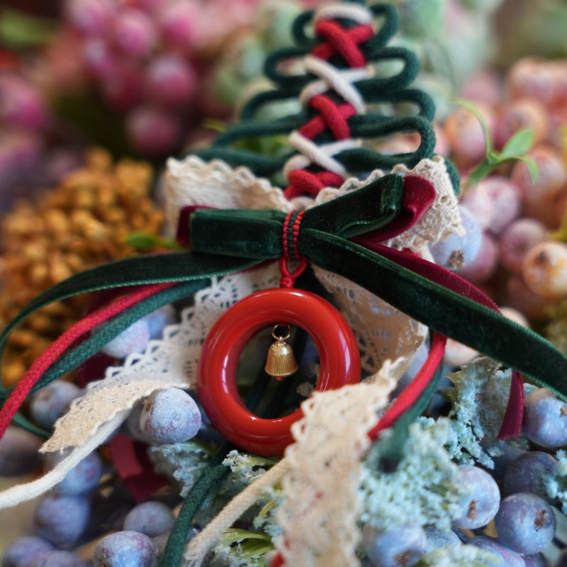 春来圆满 圣诞氛围感朱砂 原创设计挂饰 节日高级感礼物 - 吊饰 - 其他材质 红色