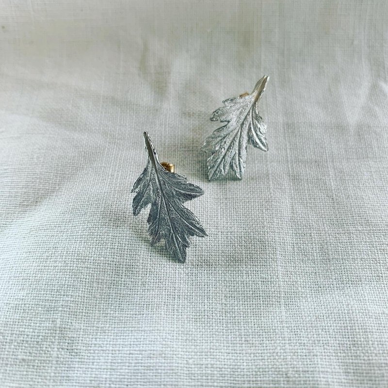 Wormwood  Pierce - 耳环/耳夹 - 银 银色