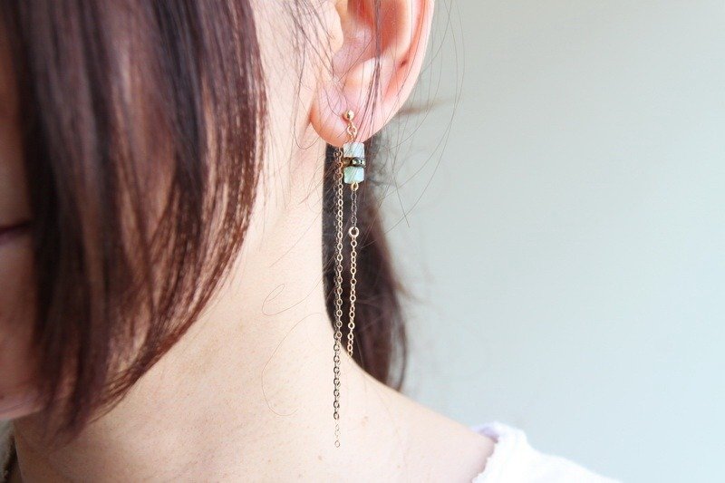 漾Der绿东菱石14KGF耳环/ 14KGF earring - 耳环/耳夹 - 宝石 绿色