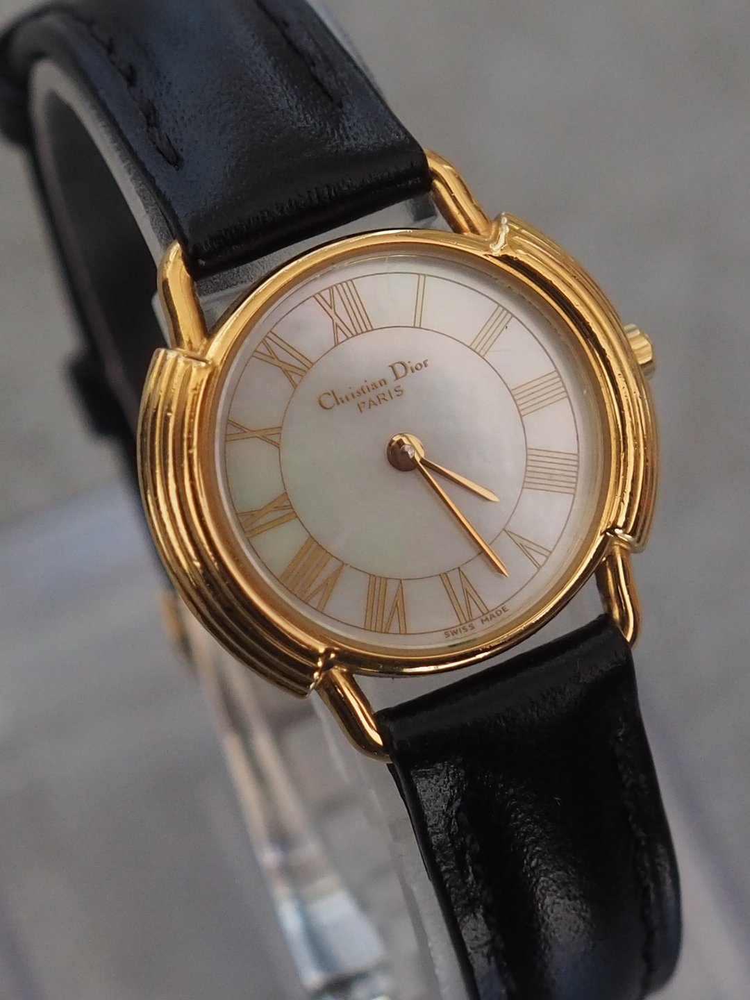 Christian Dior 迪奥 圆形 贝壳 表 腕表 古董表 - 女表 - 不锈钢 金色
