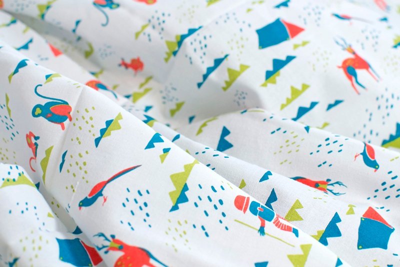 宽幅平织印花棉布/山中健行/明亮红绿 - 编织/刺绣/羊毛毡/裁缝 - 棉．麻 