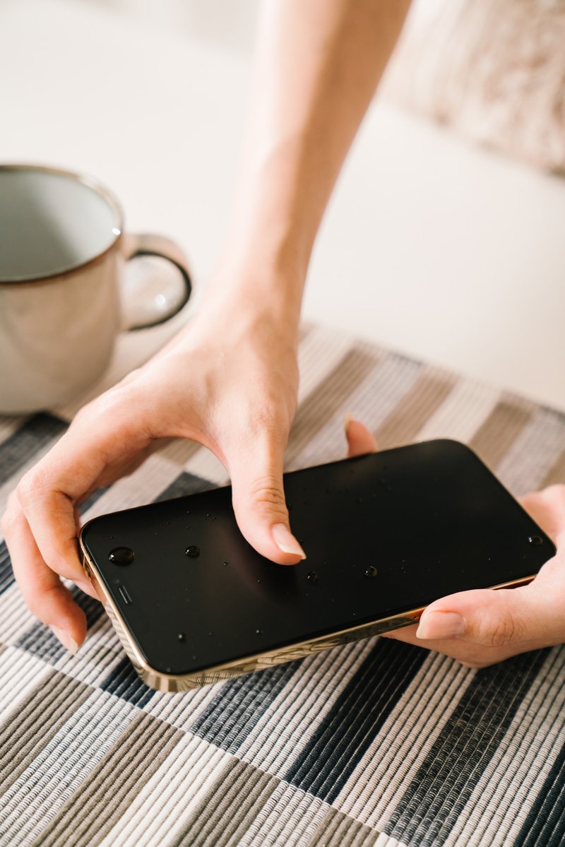 iPhone14细致雾玻璃保护贴-玩家首选 - 手机配件 - 玻璃 