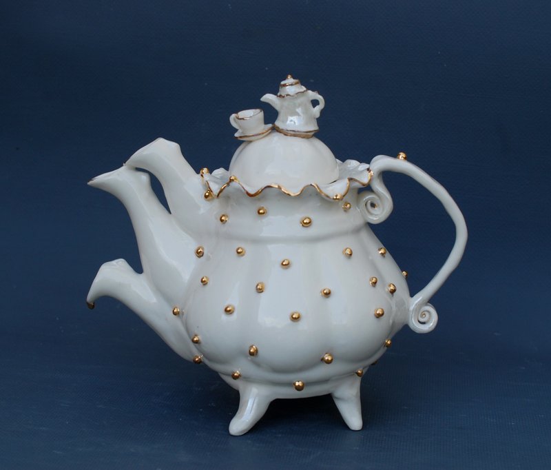 三嘴茶壶 疯狂茶会 爱丽丝梦游仙境 手工瓷茶壶 - 茶具/茶杯 - 瓷 白色