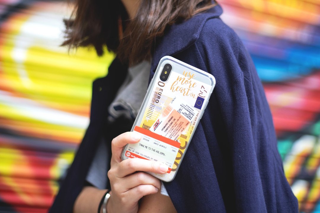 Use More Heart Cash Tag 原创iPhone手机殻－Take Me 2 Holiday - 手机壳/手机套 - 橡胶 透明