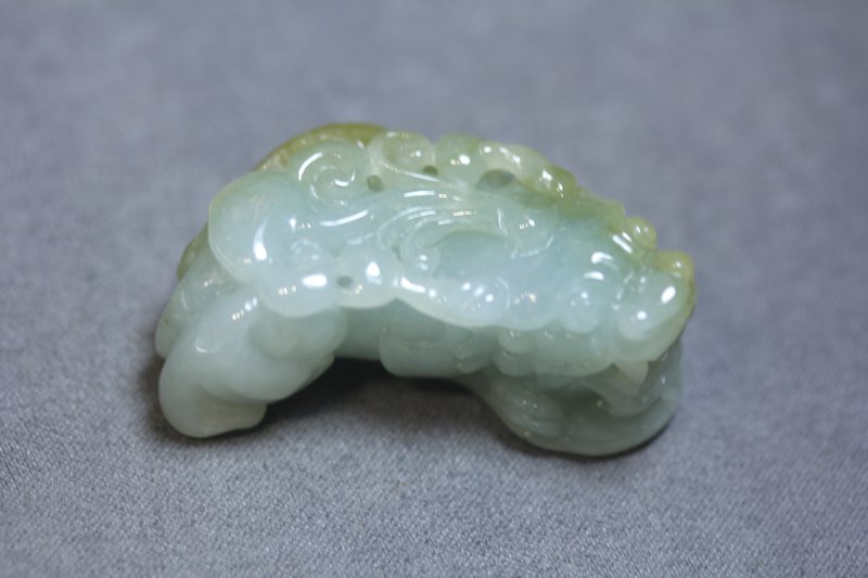 【貔貅】翡翠挂件 吊坠 女生盘玩小手把件| 男生可戴脖子项链 - 项链 - 玉石 绿色