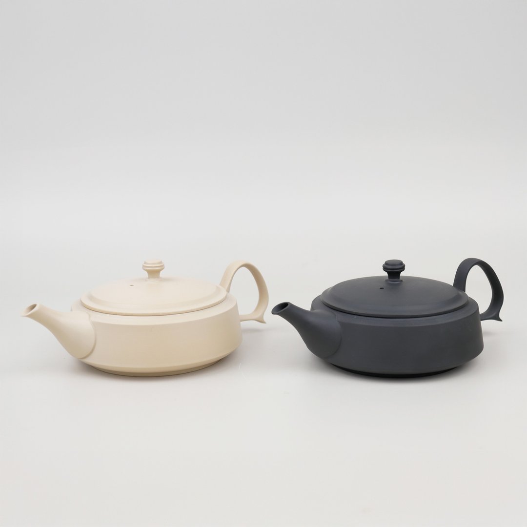 【日本製】常滑工匠茶壺 / TAKASUKE (300ml) - 茶具/茶杯 - 瓷 黑色