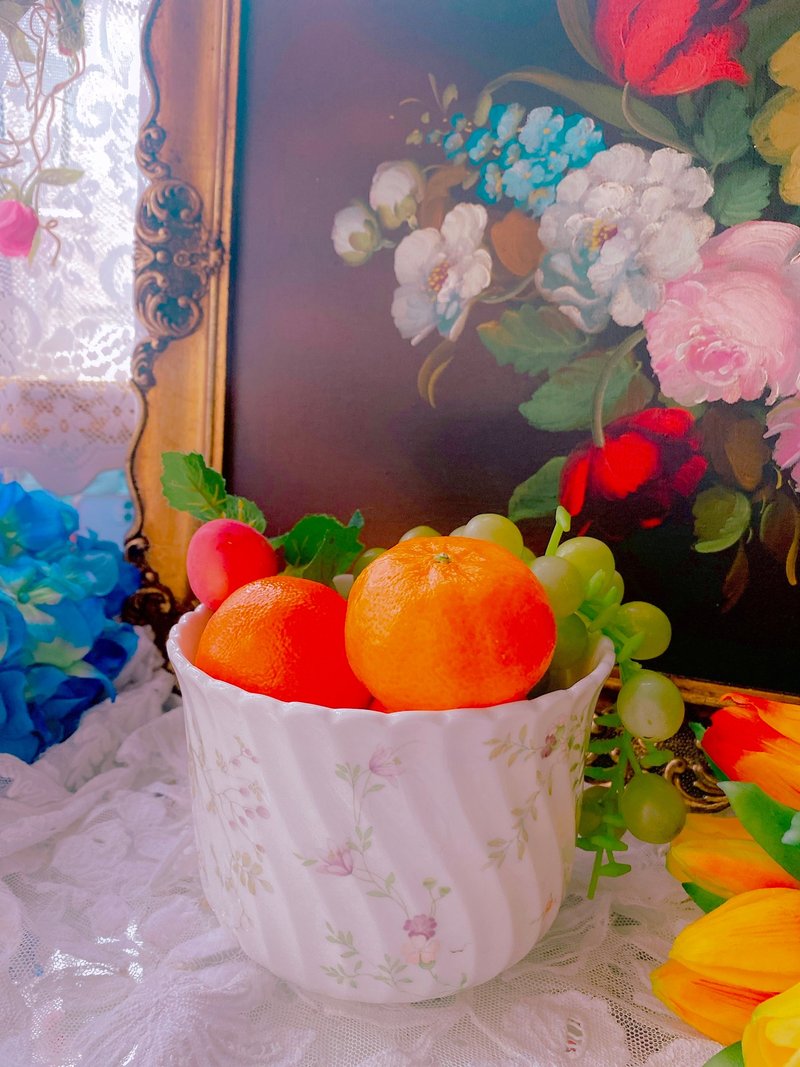 Wedgwood 勿忘我小花 花瓶 花器 母亲节礼物 全新 - 花瓶/陶器 - 瓷 多色