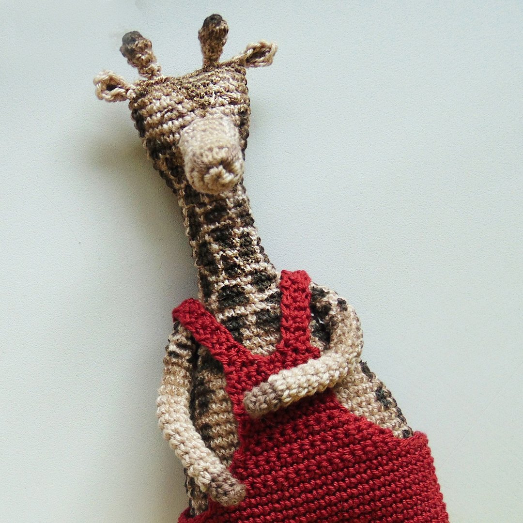 钩针有趣的长颈鹿的免费简单 PDF 图案。 DIY 可爱的 Amigurumi - 手工艺教程/工具书 - 其他材质 