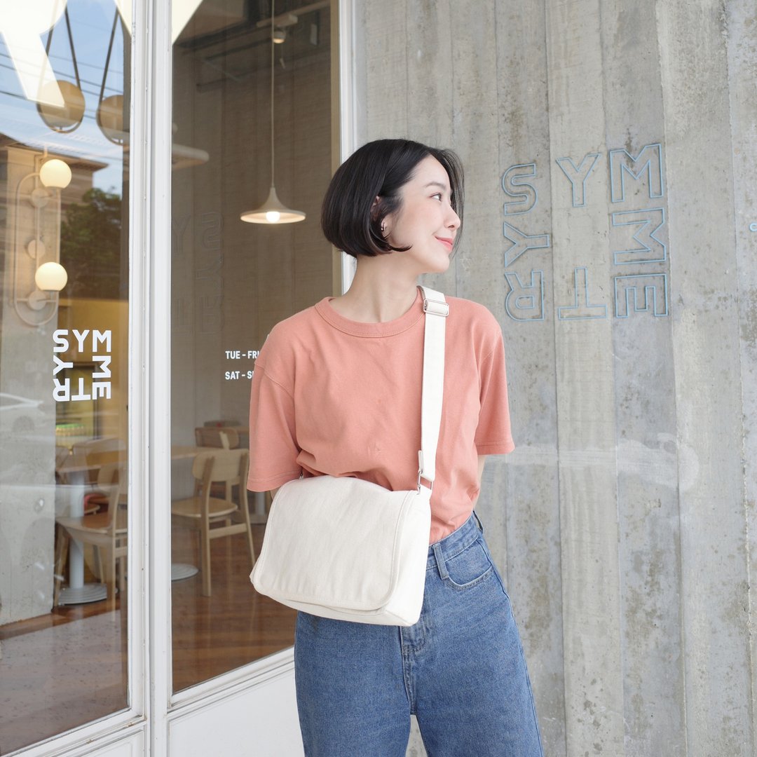 Midi 斜背包 - 白色邮差包 WHITEOAKFACTORY 帆布牛仔布 - 侧背包/斜挎包 - 棉 白色