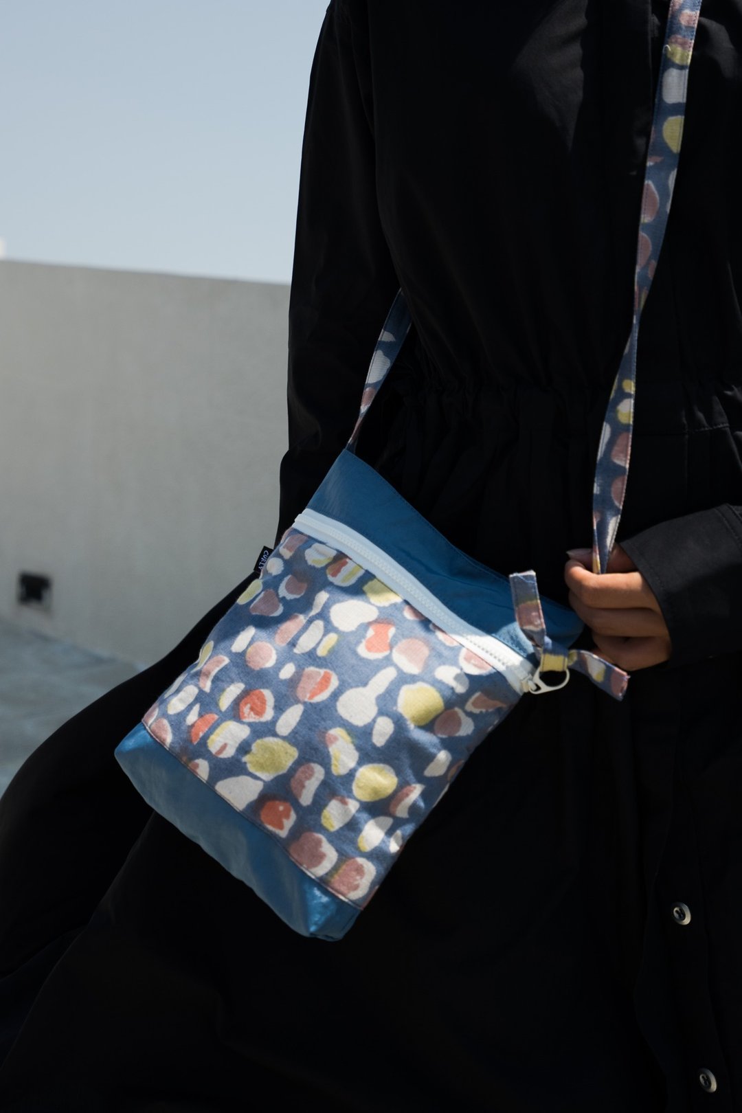 Baby Bag 海底里的小石子 防泼水斜背包/侧背包 - 侧背包/斜挎包 - 棉 蓝色