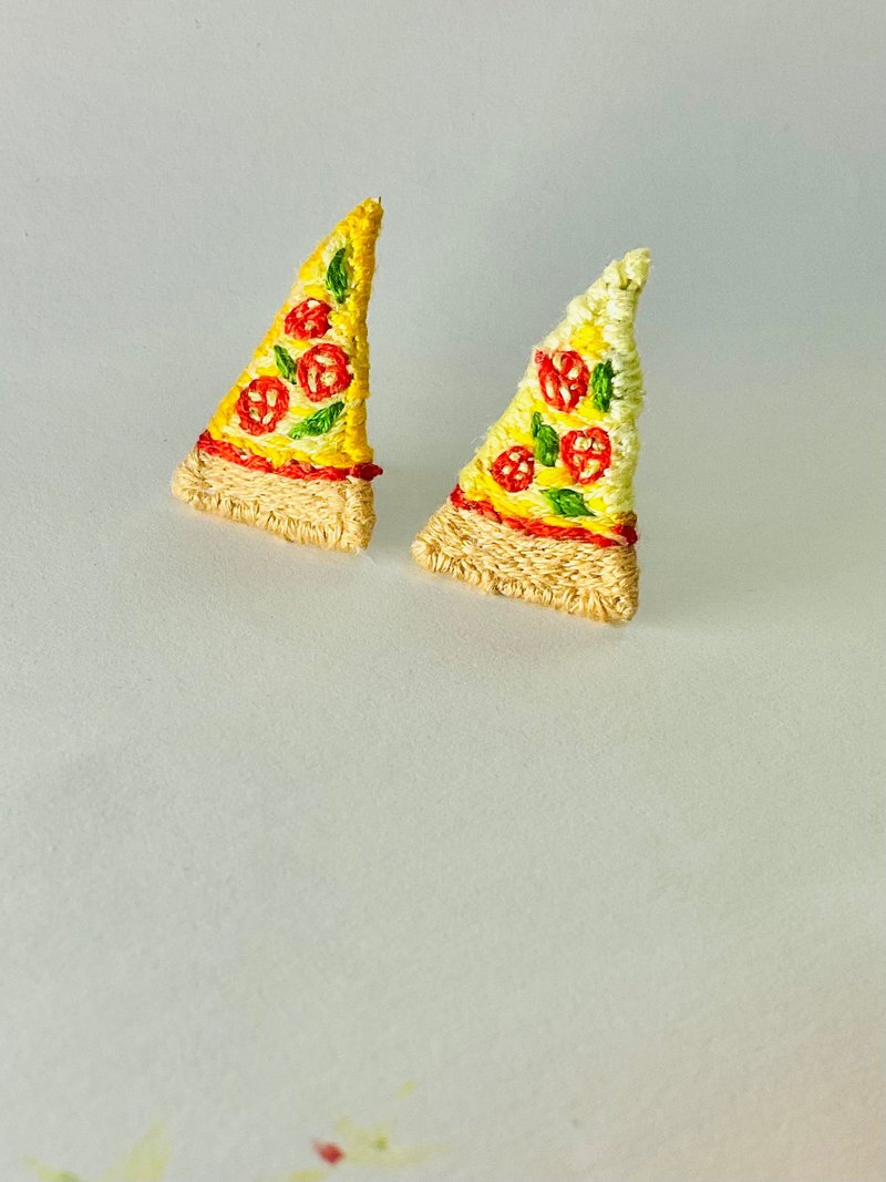 手工刺绣/玛格丽特/起士披萨耳环/A款美食手作食物饰送礼 - 耳环/耳夹 - 绣线 黄色