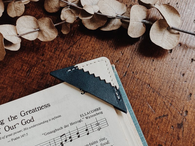 【富士山】造型皮革书签 一组两入 颜色任选 共9色 - 书签 - 真皮 蓝色