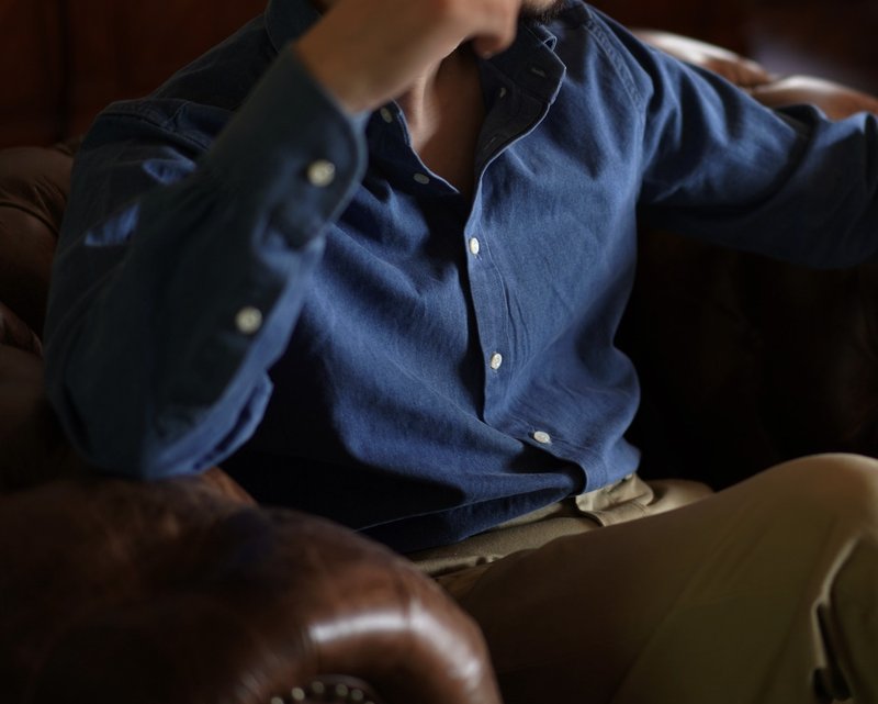 1940-1950s Washed Denim Shirt 水洗丹寧纽扣领衬衫 無性別穿搭 - 男装上衣/T 恤 - 棉．麻 蓝色