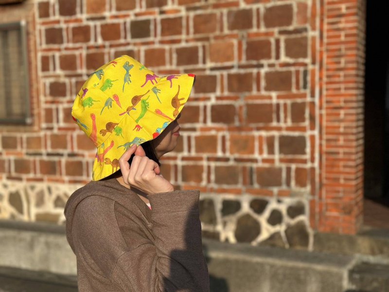 Jennie Tsai - 童趣双面穿戴恐龙乐园渔夫帽 大人款 - 黄 / 白 - 帽子 - 聚酯纤维 