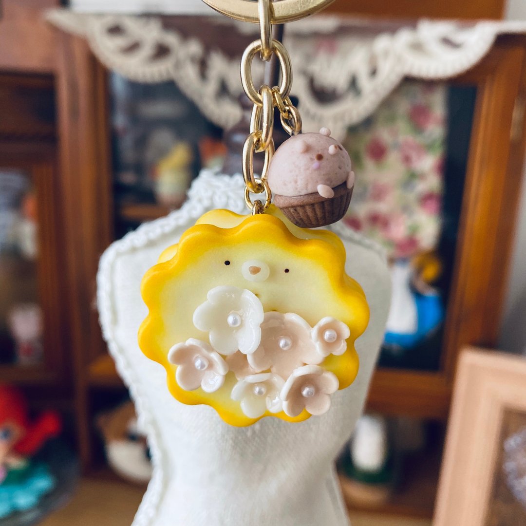 原创粘土钥匙圈手工制作花朵奶油饼干草莓纸杯蛋糕玩偶 - 钥匙链/钥匙包 - 粘土 