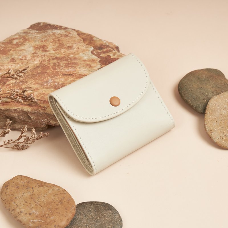 TRIFOLD leather wallet in Cream-tan - 皮夹/钱包 - 真皮 白色