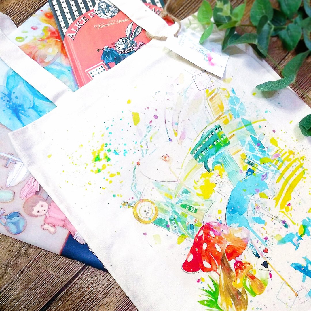 Alice Hobbey 送自选明信片 爱丽丝梦游仙境 手绘帆布袋Tote Bag - 侧背包/斜挎包 - 棉 多色