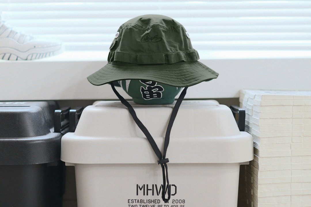 Matchwood 快速出货 折叠收纳轻量化速干 抽绳登山帽 黑/军绿 - 帽子 - 尼龙 