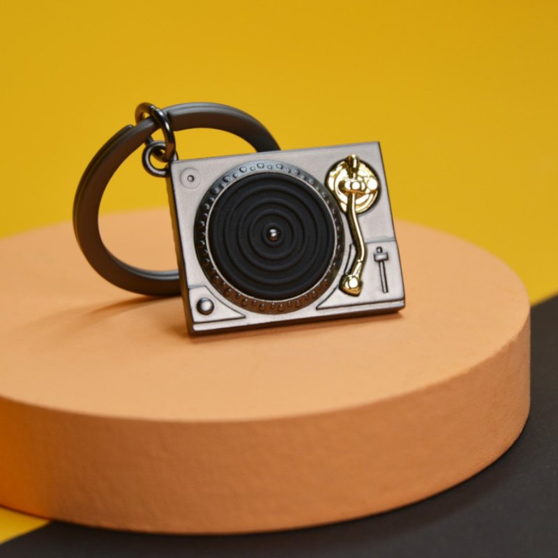 【Metalmorphose】MTM黑胶唱盘钥匙圈 唱片机/吊饰/礼品 - 钥匙链/钥匙包 - 其他金属 黑色