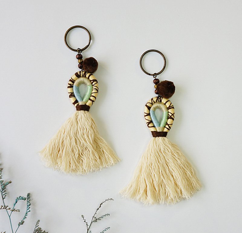 冰裂褐纹-波希米亚风流苏吊饰钥驶圈 - 钥匙链/钥匙包 - 绣线 卡其色