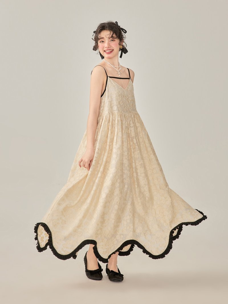 白蝶皇后 法式 浪漫 提花 吊带裙 - 洋装/连衣裙 - 其他材质 