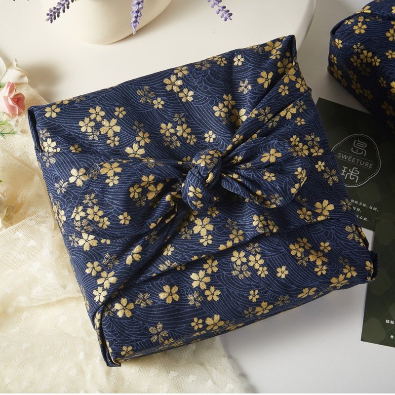 春节限定礼盒 浮世绘风吕敷 I 骏马凌云 礼盒 - 蛋糕/甜点 - 其他材质 粉红色