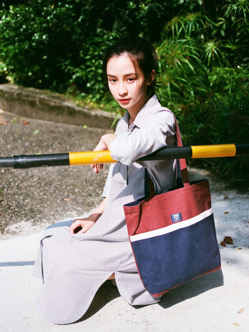 肩背托特包 _暗红白深蓝 - 侧背包/斜挎包 - 棉．麻 红色