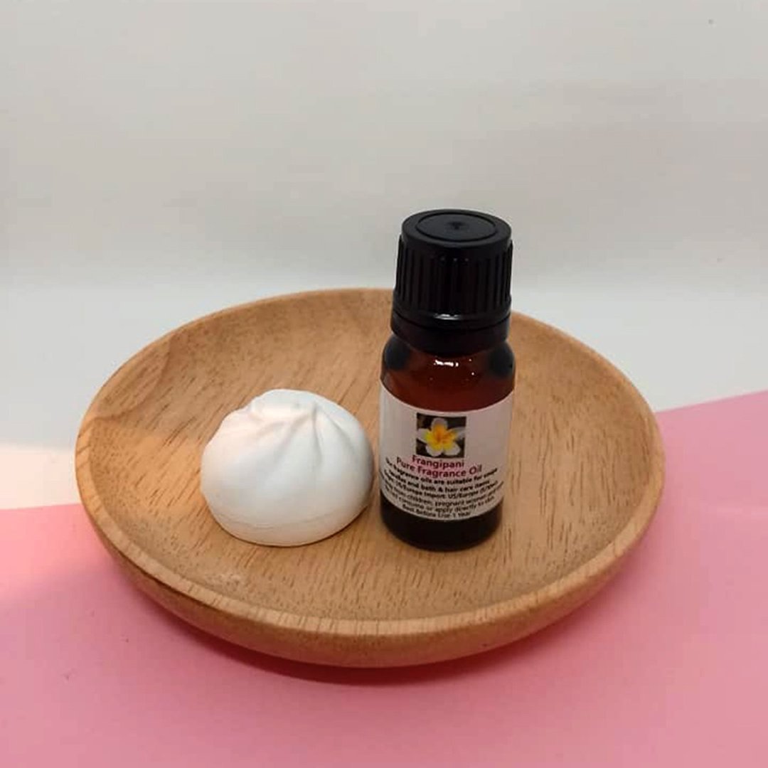 造型扩香石配香薰油(鸡蛋花) - 香薰/精油/线香 - 其他材质 黄色