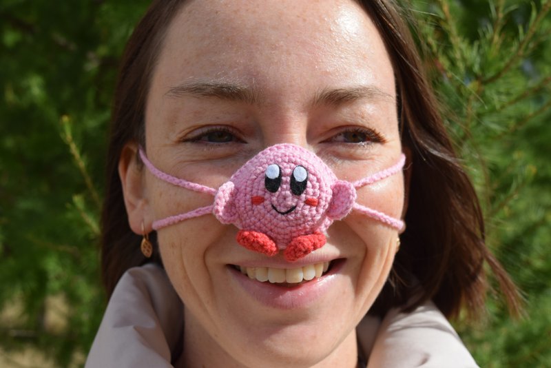 Pink Kirby warmer. Mimi gift, neighbor gift. Game lover gifts. - 丝巾 - 聚酯纤维 粉红色