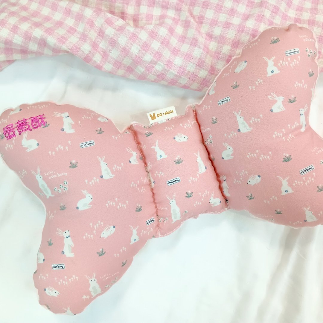 免费绣名字。莫兰迪粉兔。蝴蝶枕 推车枕 婴儿枕 宝宝枕 - 婴儿床上用品 - 棉．麻 粉红色
