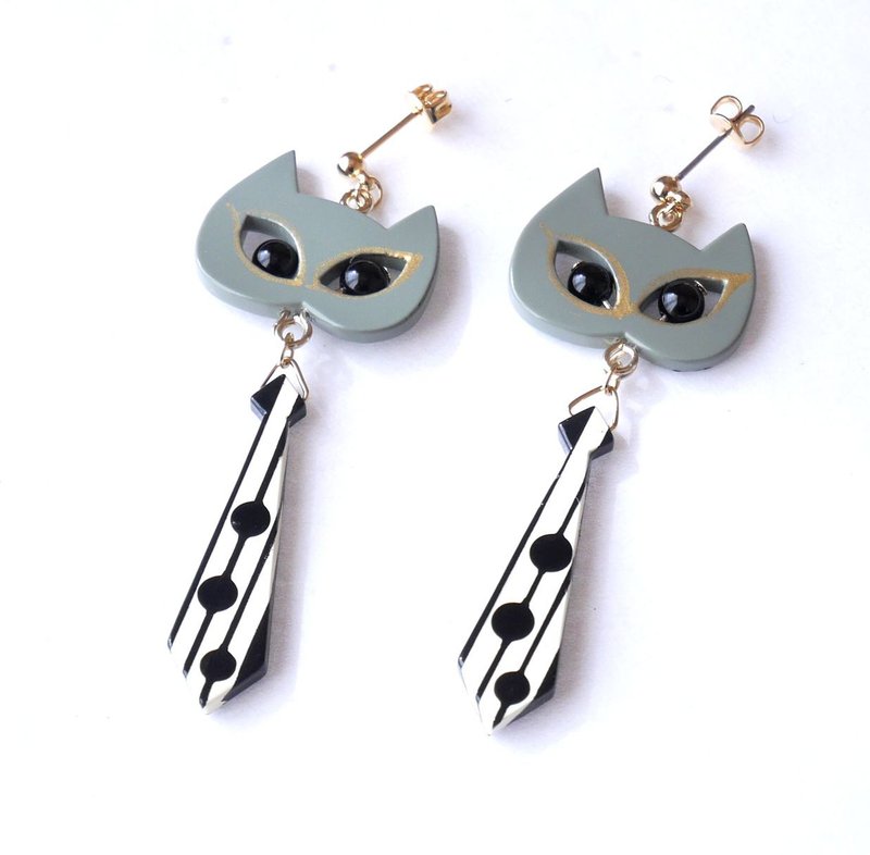 Businesscat pierces/earrings - 耳环/耳夹 - 塑料 灰色