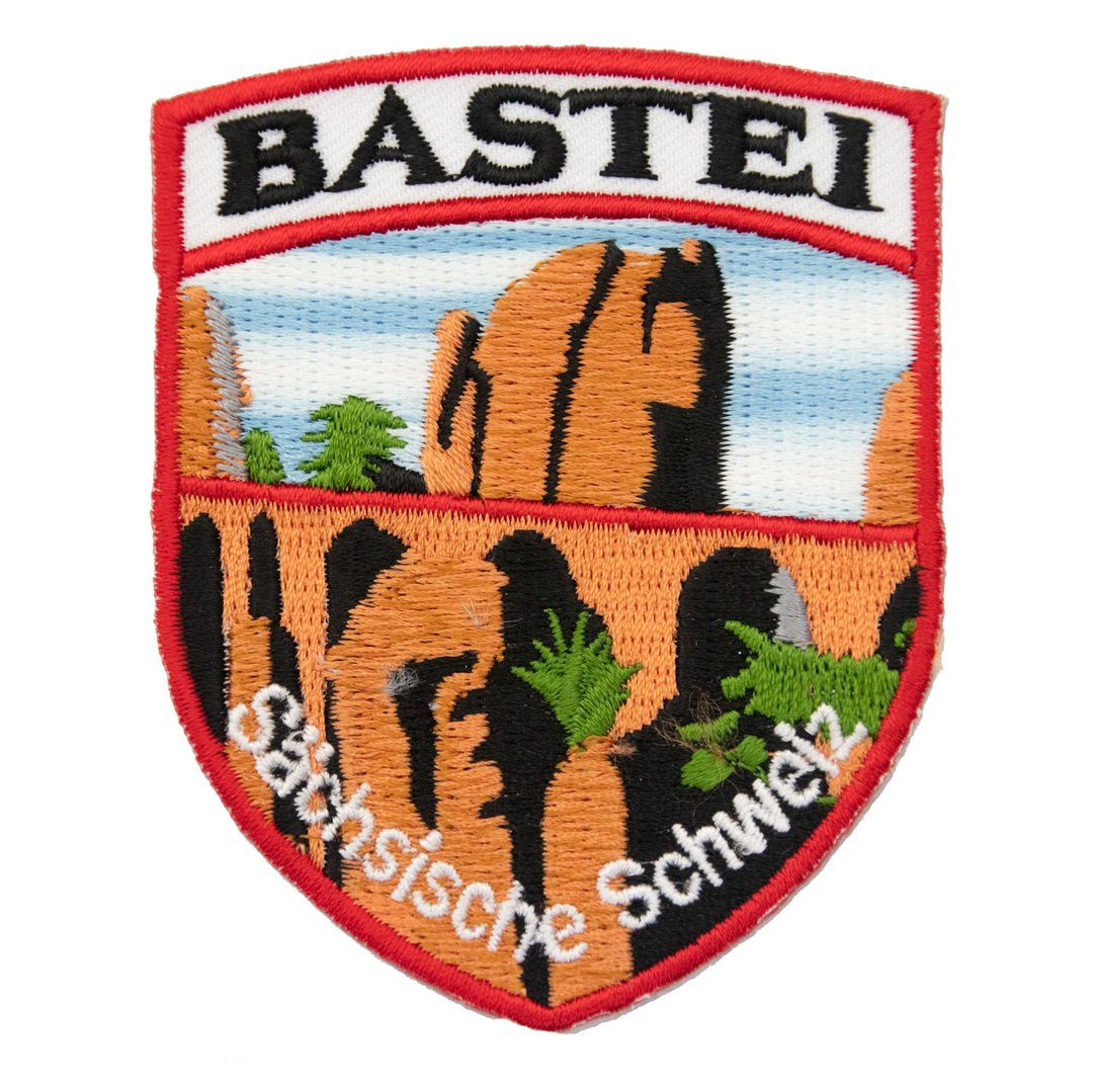 衣服绣布贴 德国 巴斯蒂地标刺绣 烫布贴 徽章 臂章 布艺 手作文 - 徽章/别针 - 绣线 多色