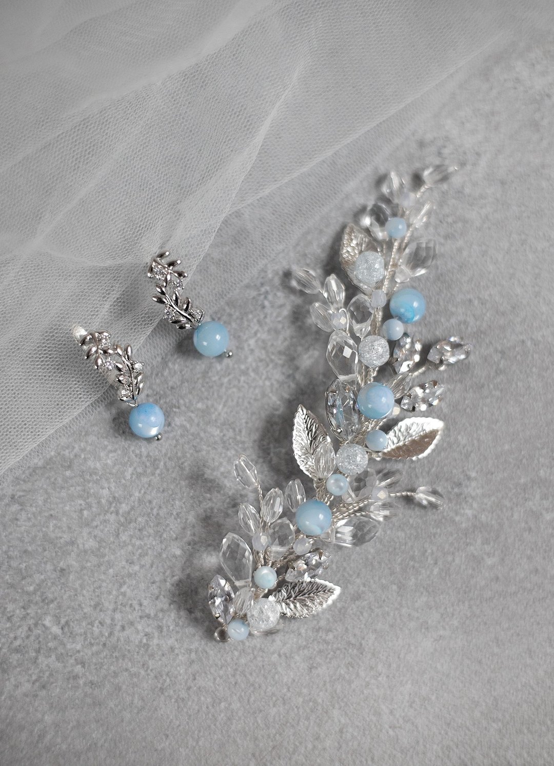 Light blue bridal jewelry set, Wedding small hair piece and earrings, 婚禮藍色髮夾和耳環 - 发饰 - 贝壳 蓝色