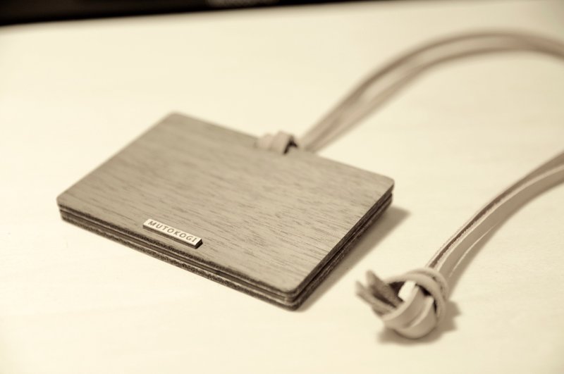 极简手工木制证件夹-横式 票卡夹 识别证夹 悠游卡 活动用识别证 - 证件套/卡套 - 木头 咖啡色