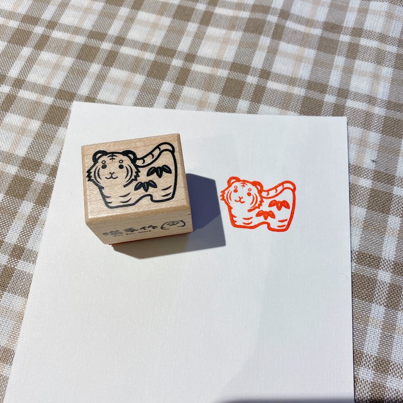 小老虎生肖枫木印章 | 猫手作 | 虎年, 寅 - 印章/印台 - 木头 