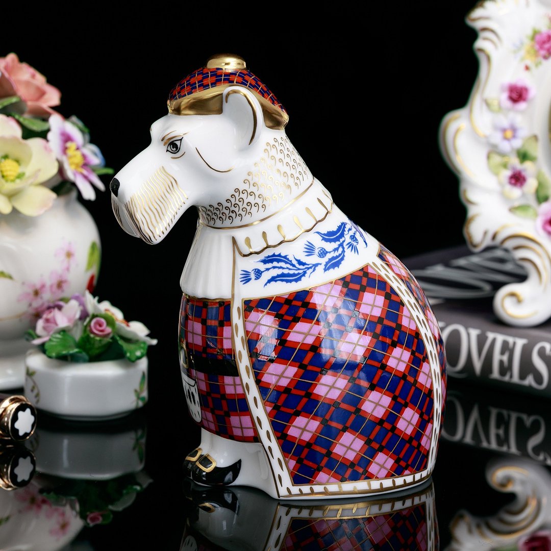 英国制Royal Crown Derby 1989苏格兰梗 格纹可爱犬狗骨瓷摆饰 - 摆饰 - 瓷 