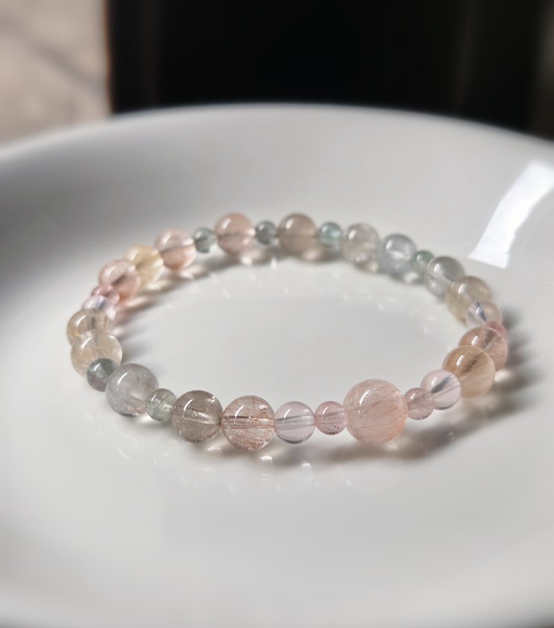 Sharlie/光的渐层 冰透兔毛 粉晶 彩碧玺/温柔疗愈  水晶手链 - 手链/手环 - 宝石 多色