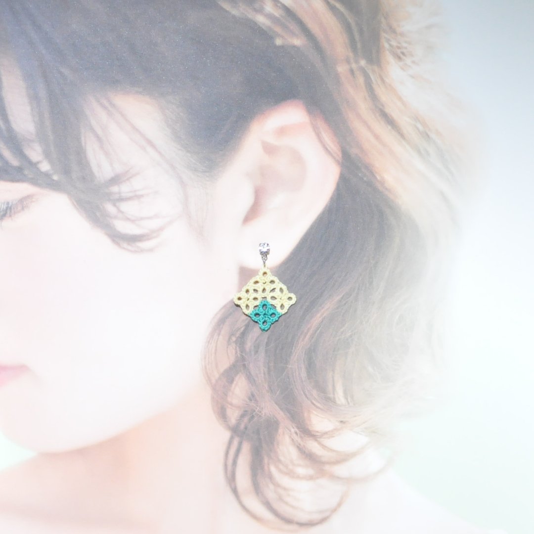 新品万岁! 马赛克方块耳环 鳯梨 Mosaic Square Earrings Tatting - 耳环/耳夹 - 绣线 黄色