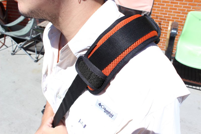 超值气垫福袋 !【AC RABBIT】新款单肩背带垫+Ubike坐垫套+鞋垫 - 其他 - 其他材质 多色