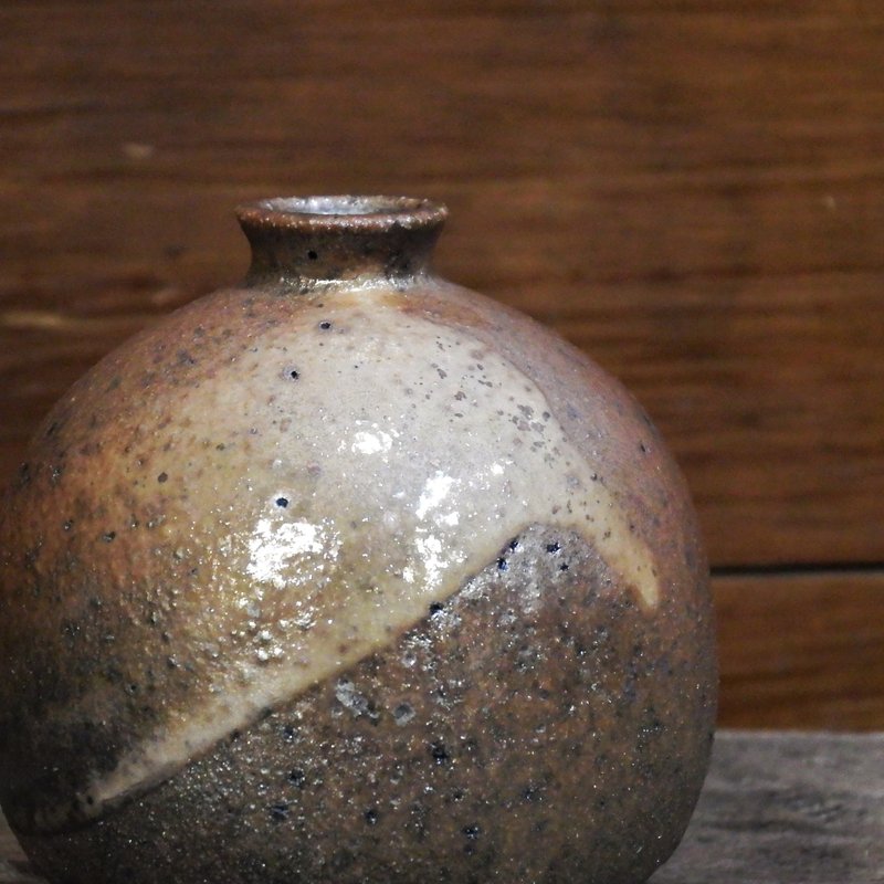 柴烧陶小品花器 / 茶席花器 - 花瓶/陶器 - 陶 金色