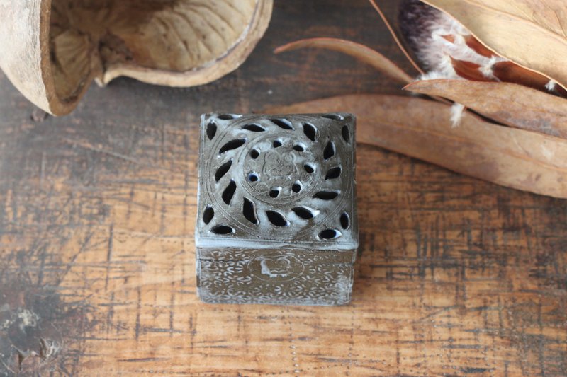 香炉猫头鹰 - 香薰/精油/线香 - 陶 黑色