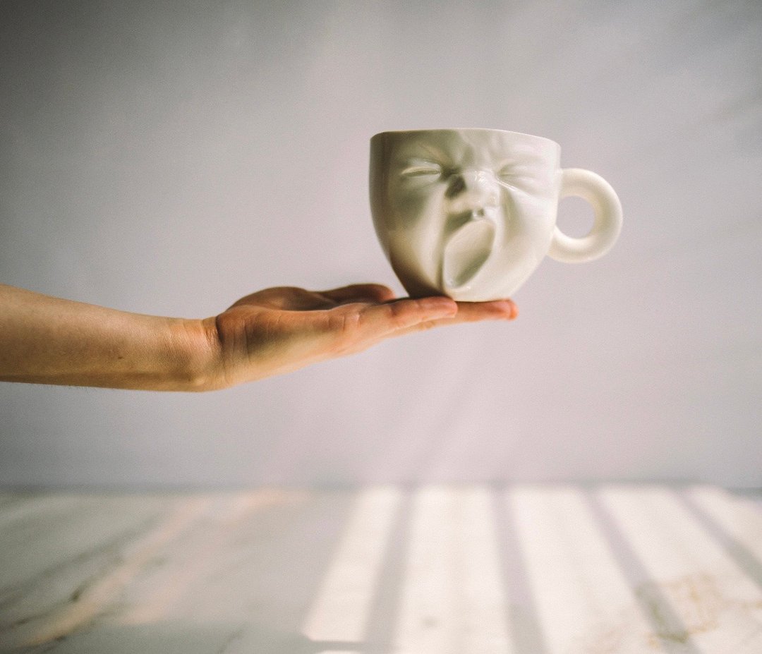 Yawning mug 可爱表情陶瓷杯 - 其他杯子 - 瓷 白色