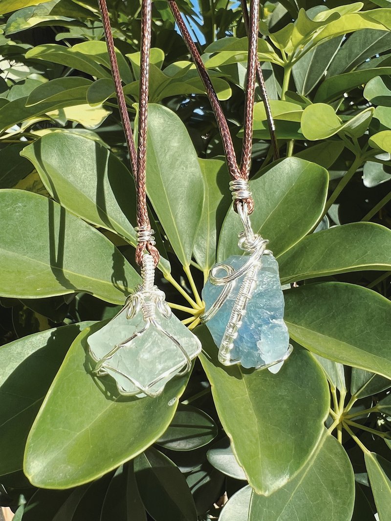 萤石项链 原矿水晶 金属编织 手作设计 - 项链 - 宝石 