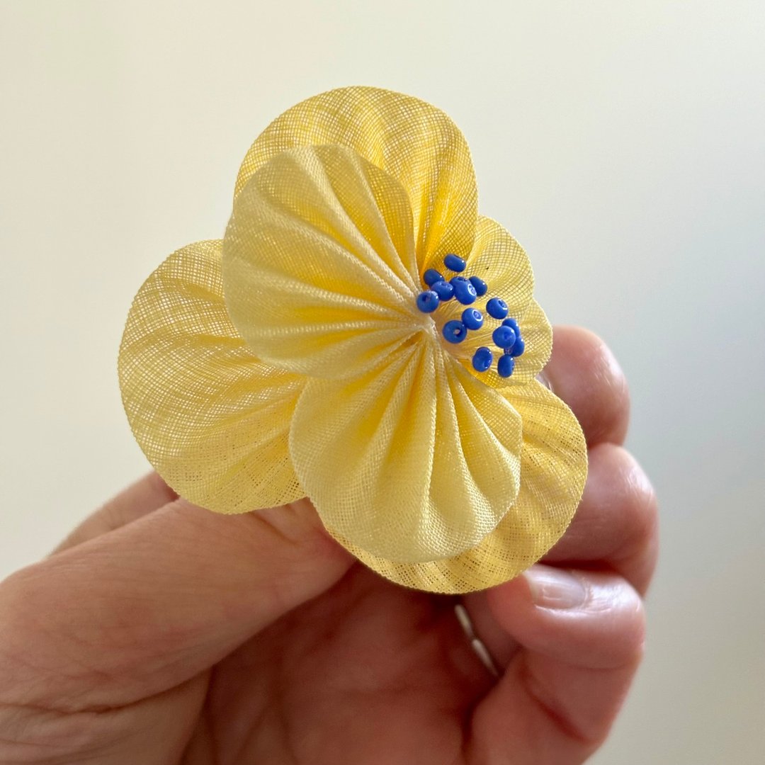 花飞【奶油黄x蓝】 - 耳环/耳夹 - 棉 黄色