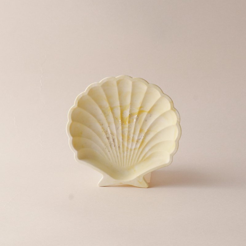 Jesmonite英国矿石树脂/饰品盘 - 金箔艺术贝壳盘 - 摆饰 - 环保材料 黄色