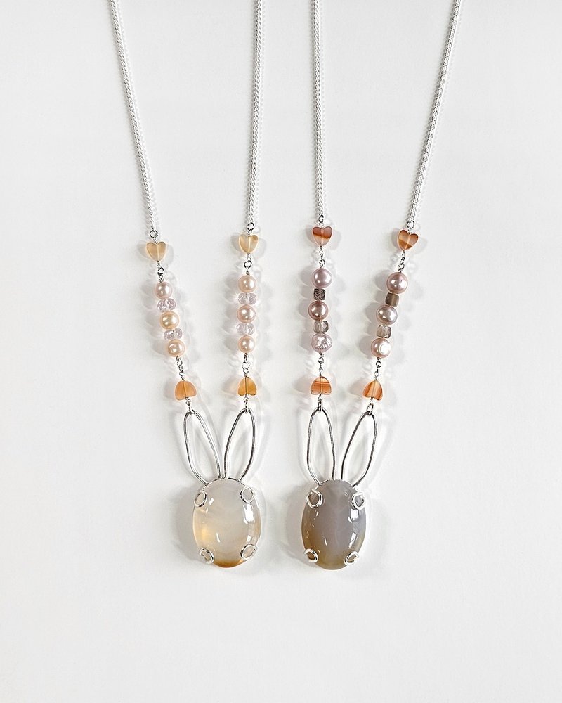 Carrot-Go-Lucky 925银玛瑙 兔子项链 // 独一无二 - 项链 - 银 银色