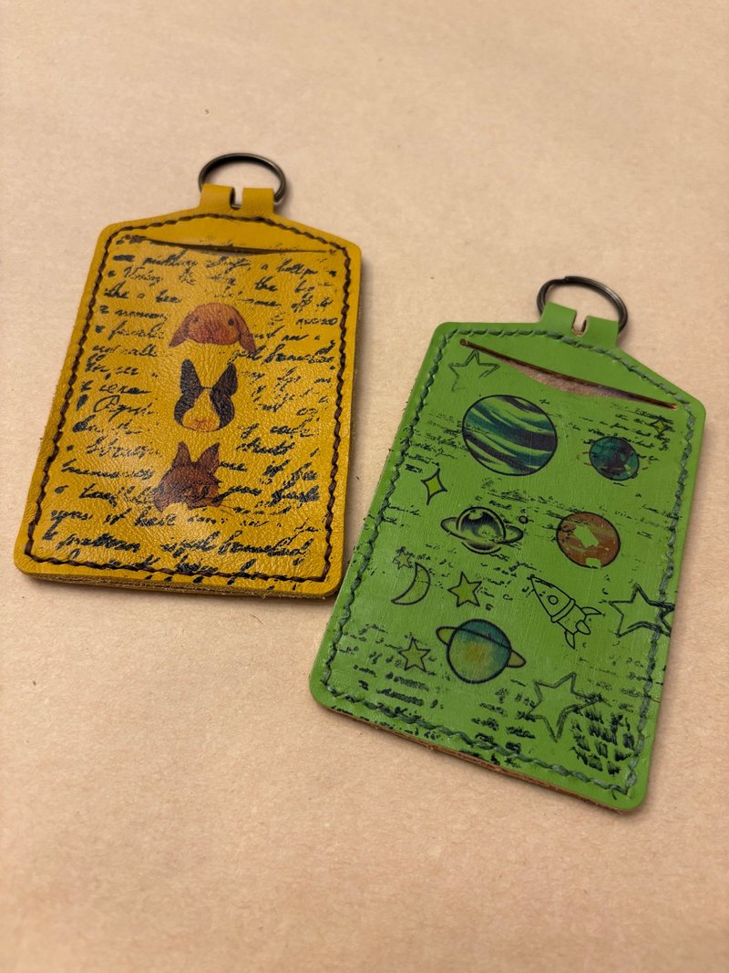 皮革拼贴证件套 猫狗 行星 圣诞 交换礼物 蝶古巴特 纸艺拼贴 - 证件套/卡套 - 真皮 咖啡色