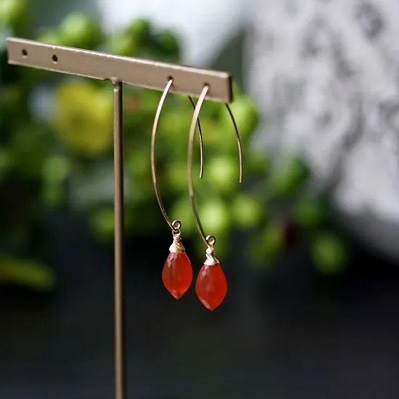 Carnelian Chandelier Cut Marquise Hook Earrings Romilda - 耳环/耳夹 - 宝石 橘色