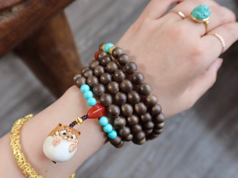 如虎添翼 鹿角雕小飞虎 文莱软丝沈香沉香手链 - 项链 - 植物．花 卡其色