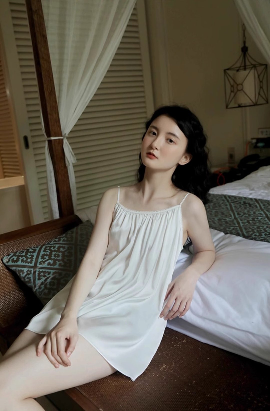 法式极简 真丝纯欲睡衣 裸睡无感连身裙 - 居家服/睡衣 - 丝．绢 白色